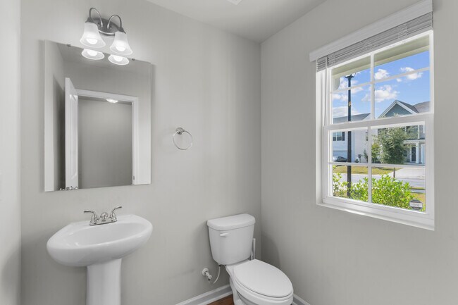 Photo - 672 Penfolds Wy