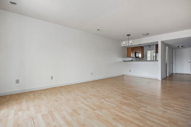Photo - 2808 Plaza Terrace Dr Unit 808