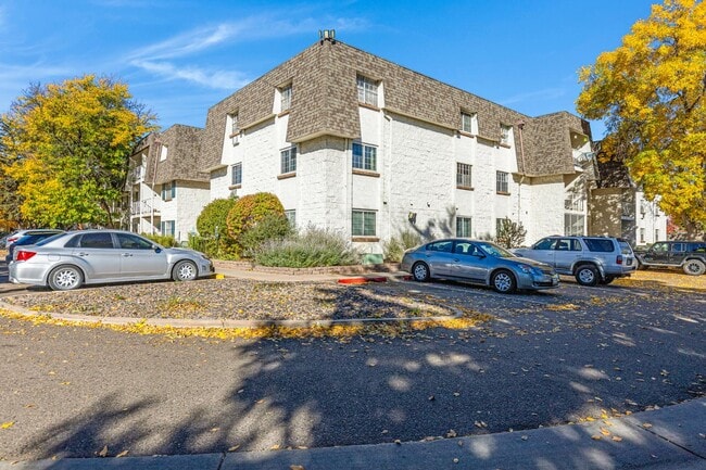 Photo - 5995 E Iliff Ave