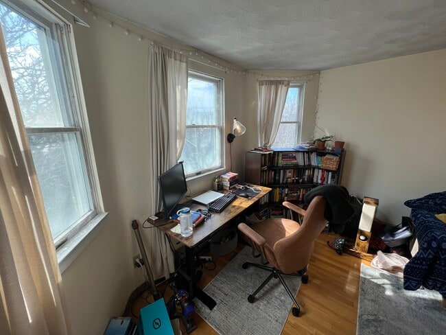 Photo - 211 Holland St Unit #3B