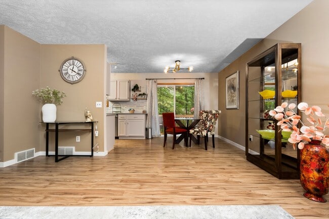 Building Photo - 575 S South Long Lake Rd Rental