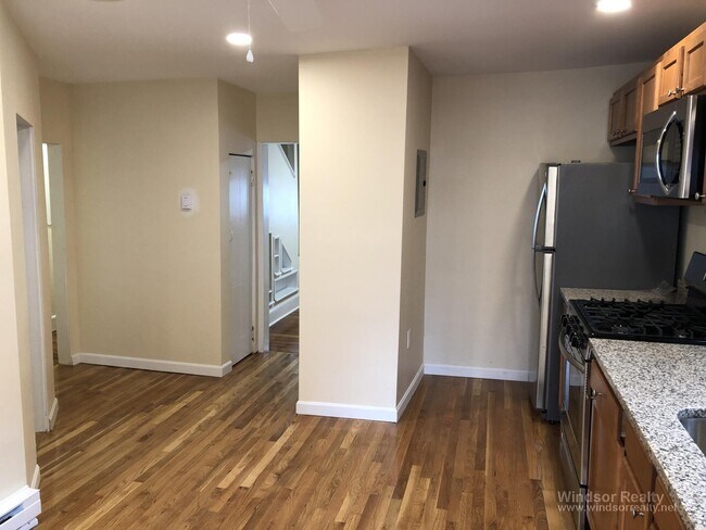 Photo - 215 Cedar St Unidad 2