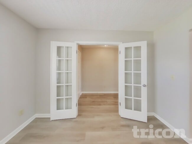 Photo - 2068 Manucy Ct