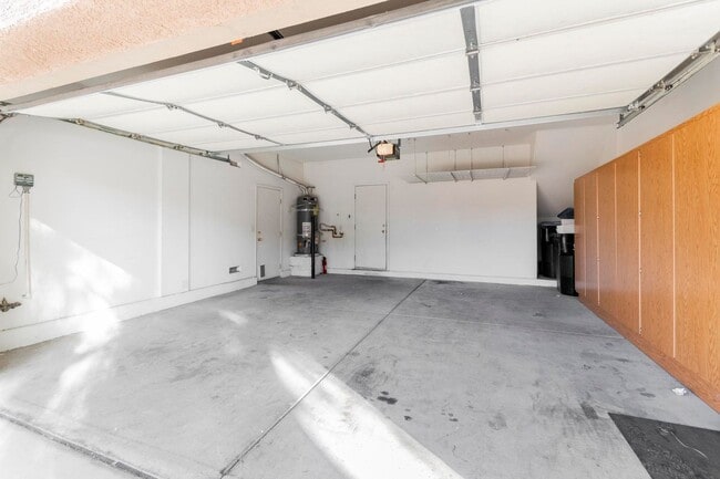 Photo - 3 bedroom home in gated community