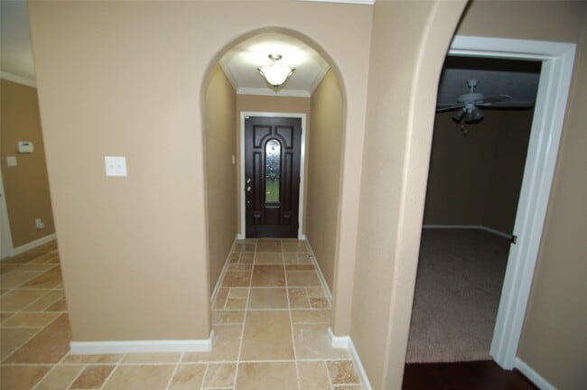 Photo - 3110 Brookhurst Ln