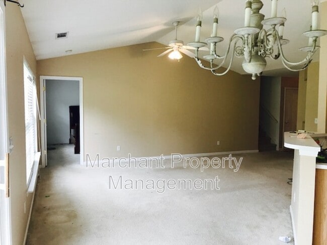 Photo - 776 Waterbrook Ln