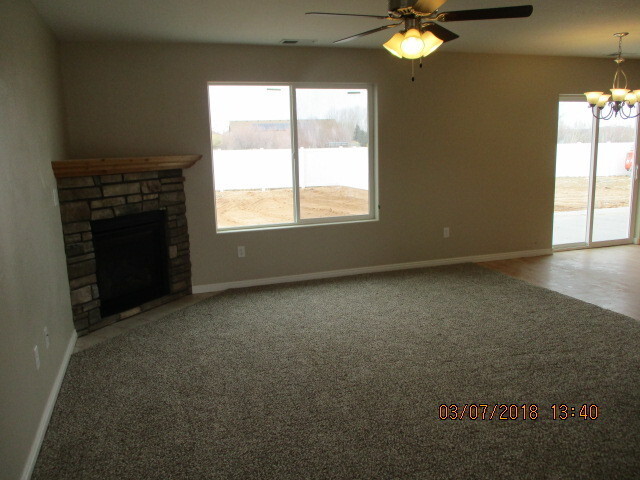 2633 N Shady Place