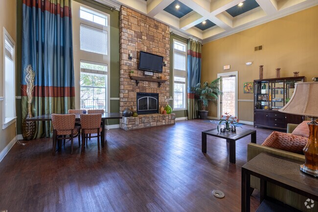 Photo - San Juan Square II