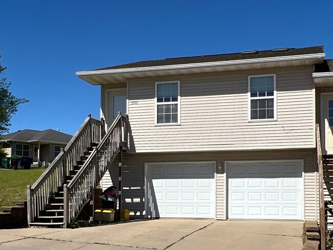Photo - 3001 Stellar Eagle Dr