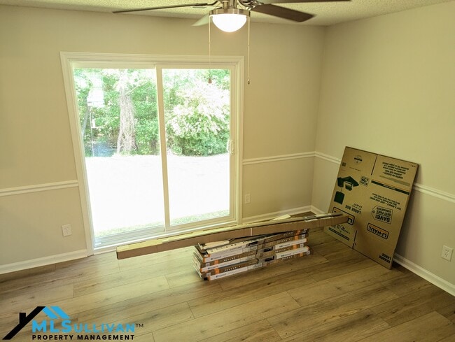 Photo - 4008 Ludgate Dr