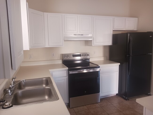 Photo - 305 Speed St Unit A