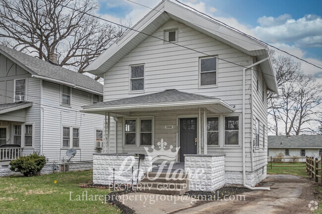 Building Photo - 3508 Willys Pkwy Rental