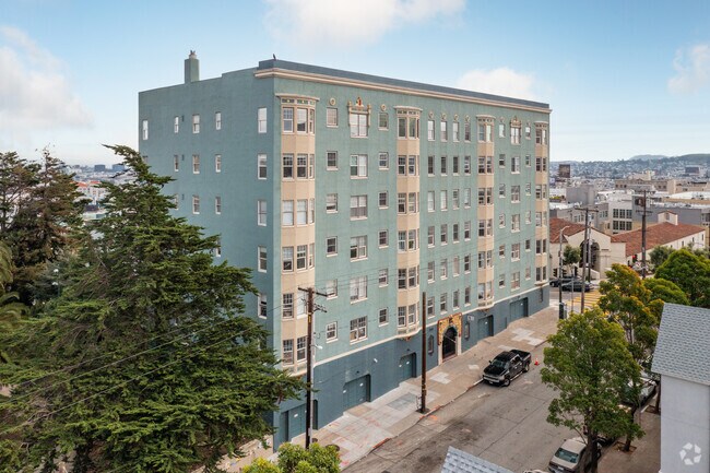 Photo - 300 Buchanan