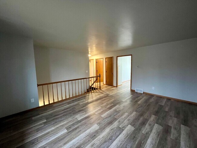 Photo - 1724-1726 Lenard St Unit #1726