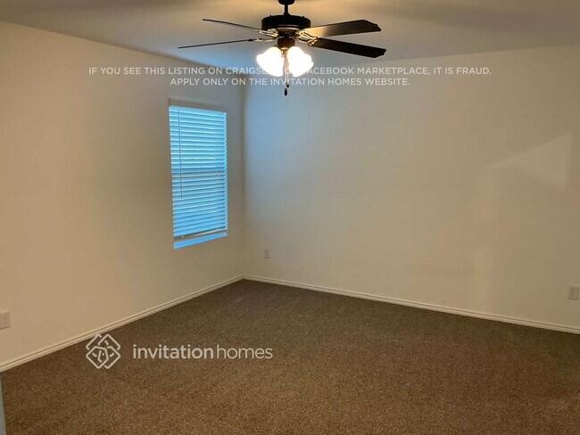 Photo - 512 Autumnwood Way