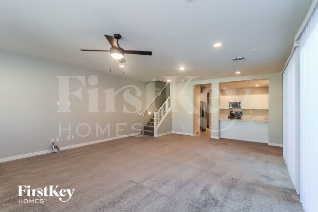 Photo - 2927 N Athena