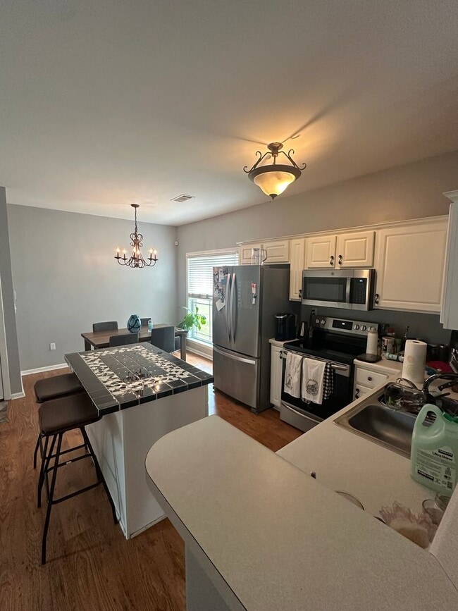 Photo - 2BD/2.5BA Home Located in Harbor Town!