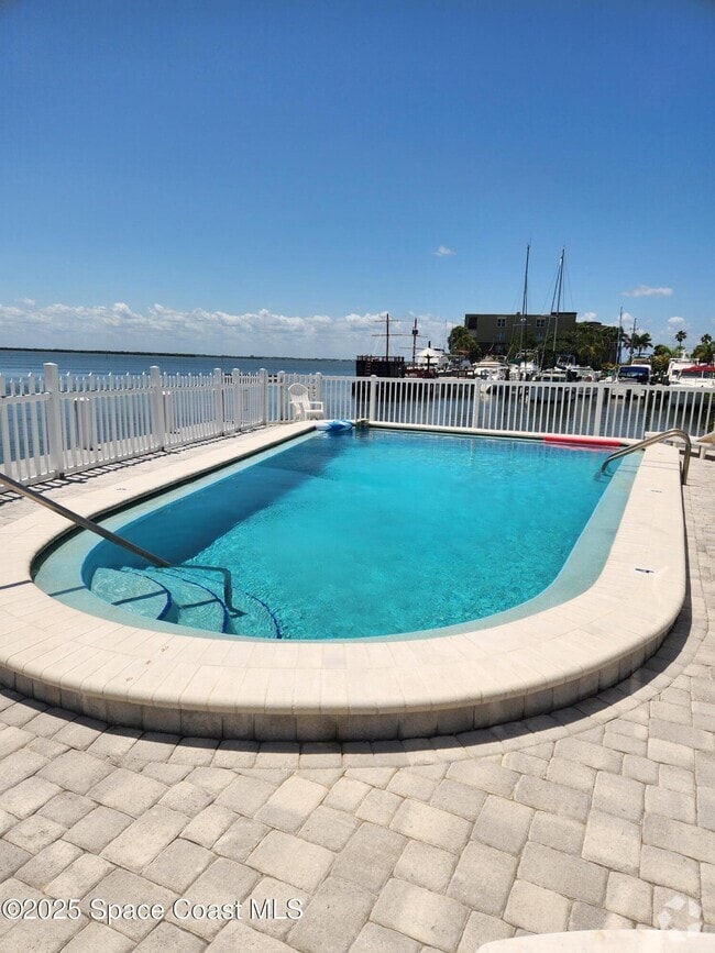 Building Photo - 390 W Cocoa Beach Causeway Unit 22-3 Rental