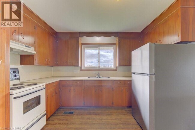 Photo - 149 Second Concession Rd