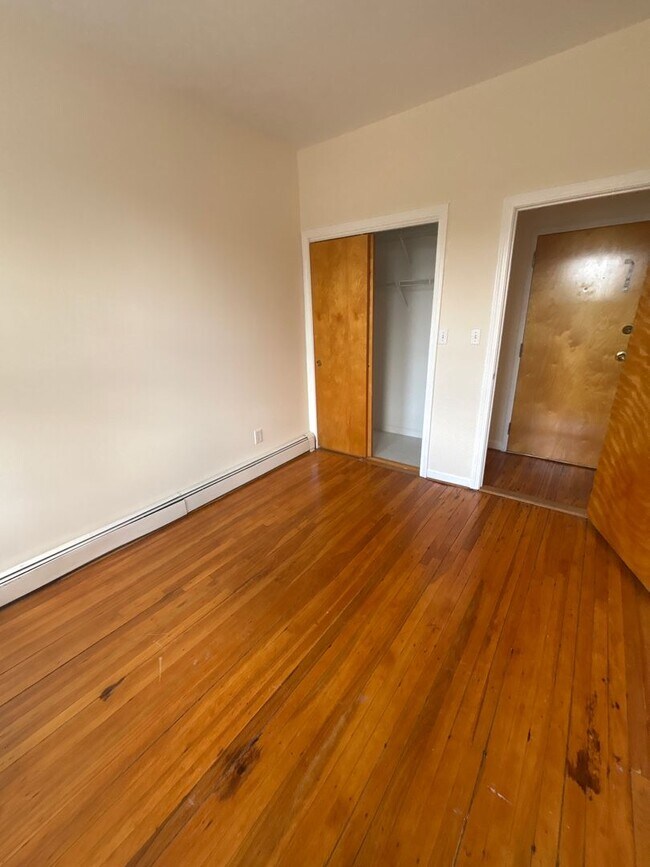 206 Chestnut Hill Ave