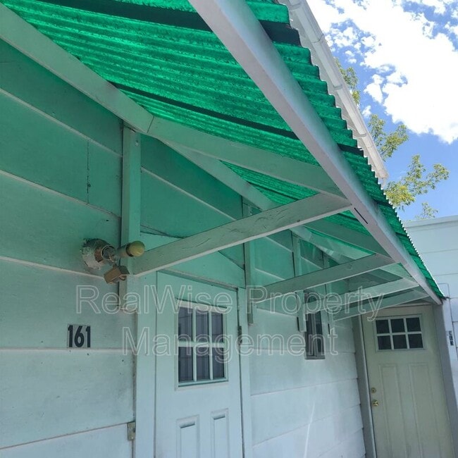 Photo - 161 B St