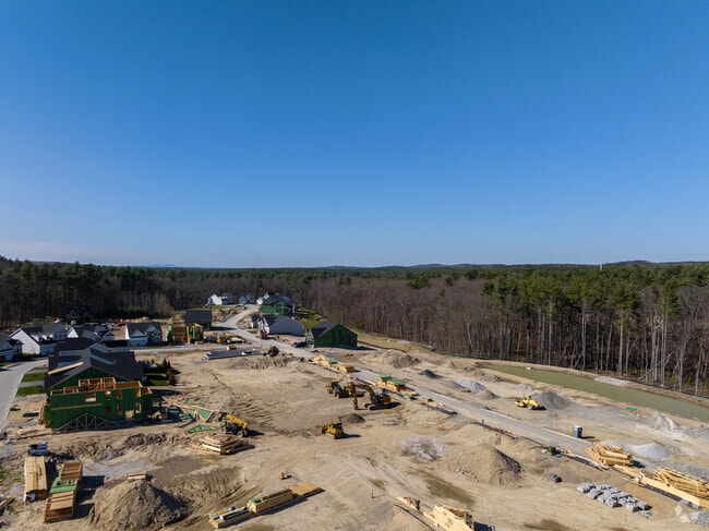 51 Sherburne Ave Tyngsboro, MA - Enclave at Tyngsborough