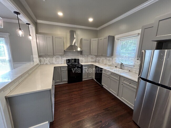 348 W McLelland Ave