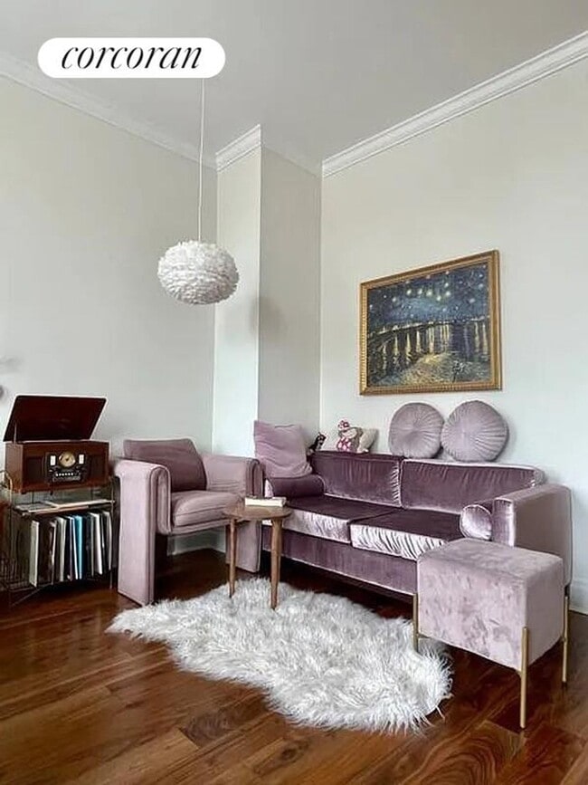 Photo - 350 E 82nd St