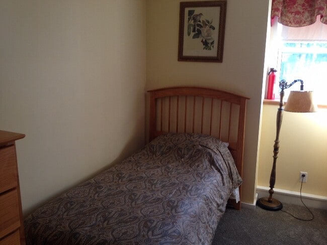 50 Pleasant St Unit 3