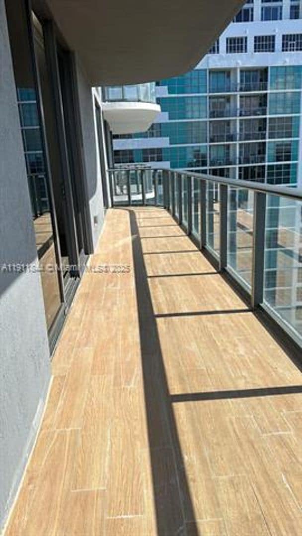 Photo - 121 NE 34th St Unit 121 NE 34th St 2816