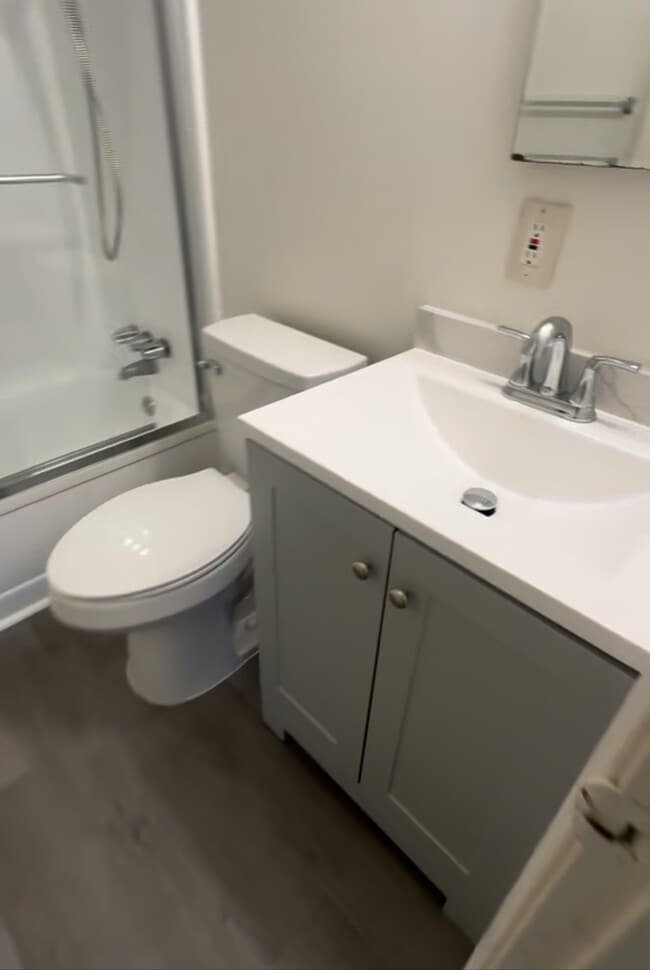 Photo - 3976 Mission Rd