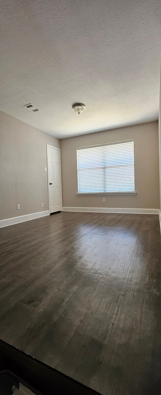 Photo - 2515 Eastwood Ln