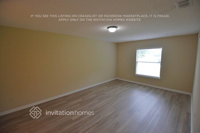 Photo - 10351 Lancashire Dr S