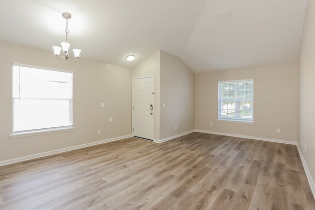 Photo - 10932 Campus Heights Ln