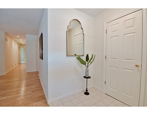 Photo - 19 Ptarmigan Dr