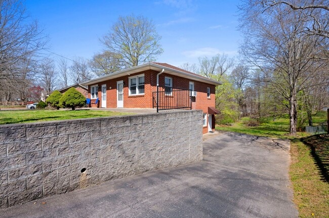 Photo - 521 Hawkins Rd Unidad 4