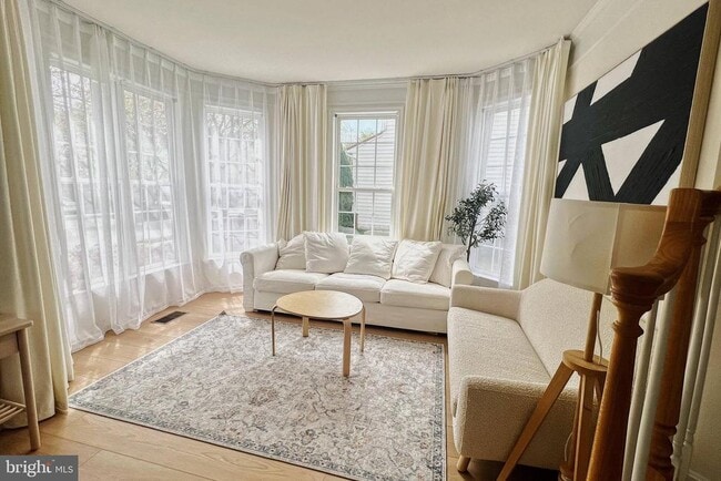 Photo - 40440 Milford Dr