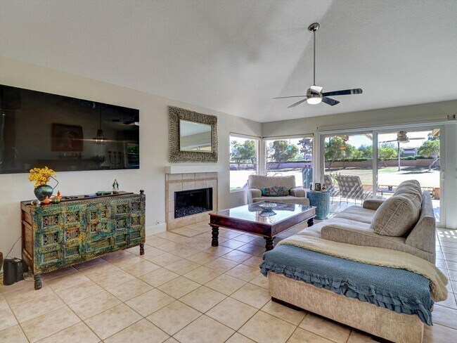 77897 Woodhaven Dr S