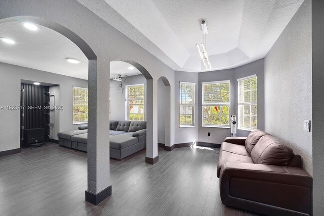 Photo - 1010 Belmont Pl Unidad 1010