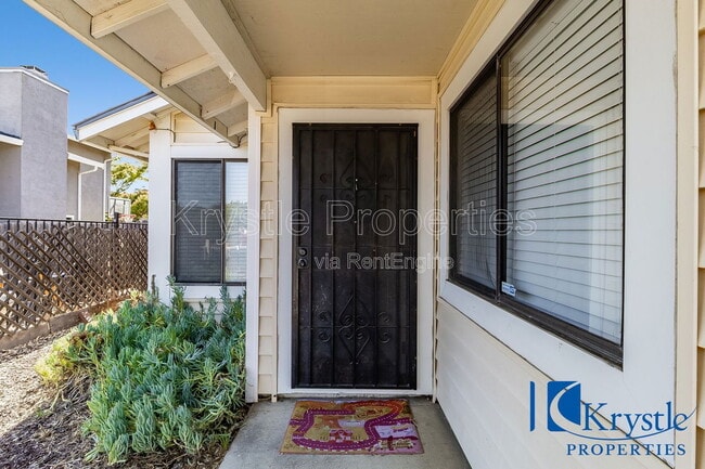 Photo - 1366 Matthew Dr