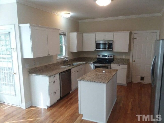 Photo - 1817 Misty Hollow Ln