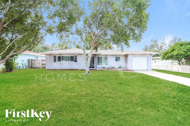 Building Photo - 1429 Satsuma St