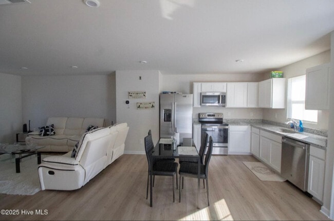 Photo - 8950 Shallow Crk Trl