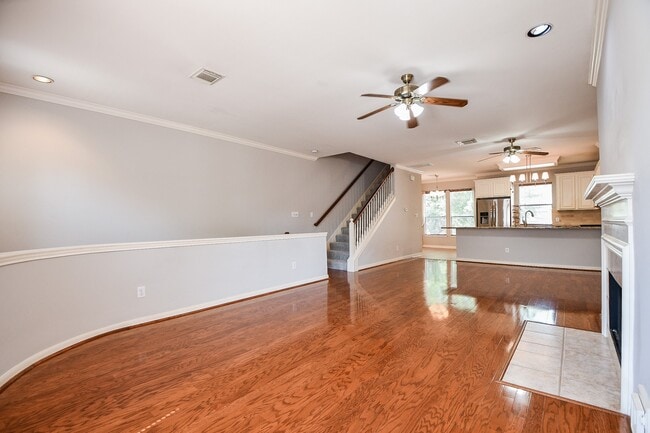 Photo - 1813 Gillette St