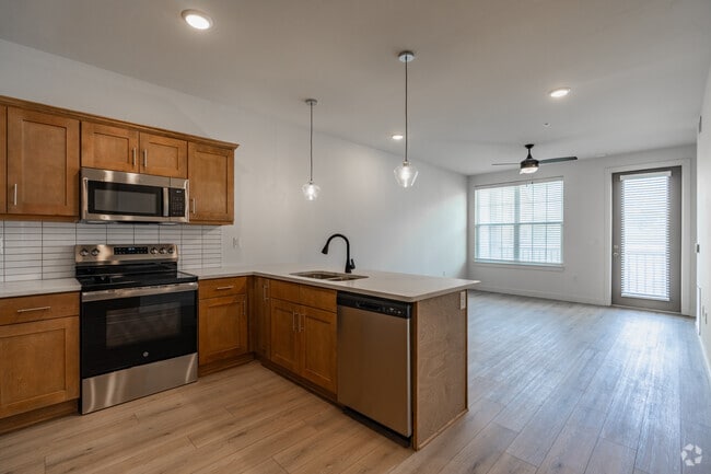 A3 1BR, 1BA - 879SF - Kitchen - Grays Creek Apartments