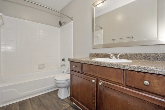 Photo - Sommerset Place