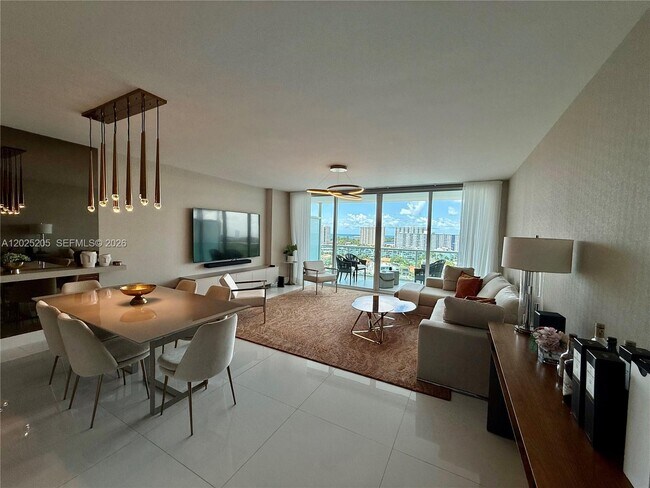 Building Photo - 400 Sunny Isles Blvd Unit 1404