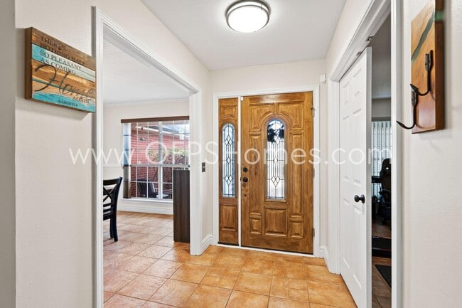 Photo - 2852 Atoka Trail