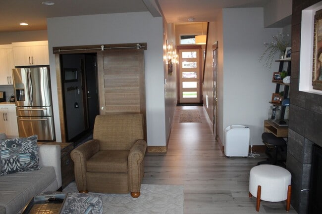 Photo - Stunning Fully Furnished Townhome with Lak...