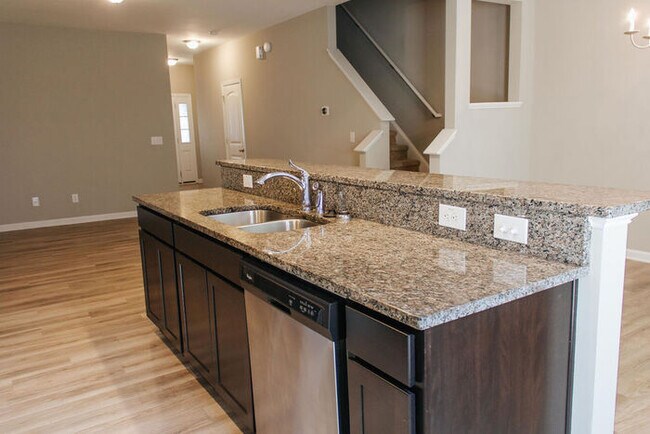 Photo - Gorgeous Raleigh Townhome For Rent